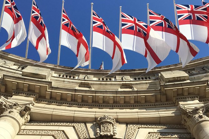 London in One Day: Small Group Walking Tour - See 30+ Sights - Southwark’s old church and Shakespeare’s stage