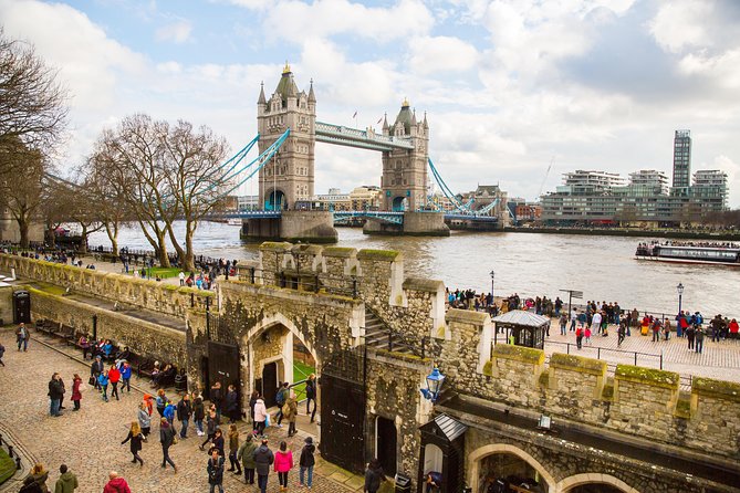 London In One Day Tour with River Cruise & London Eye Option - The London Eye add-on needs careful planning