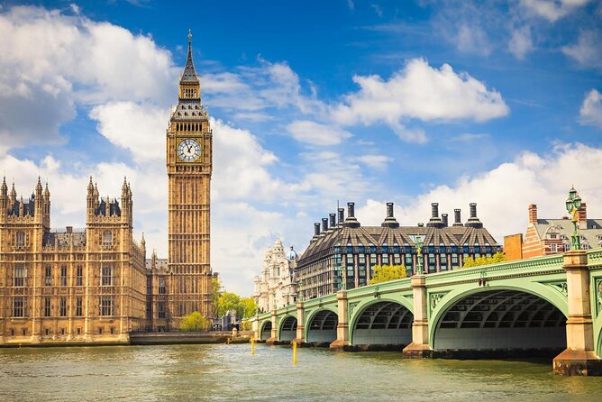 London: Landmarks Walking Tour - Why this two-hour route works for a first London day