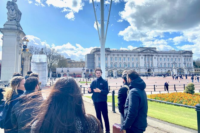 London: Landmarks Walking Tour - Big Ben, Parliament and the machinery of government