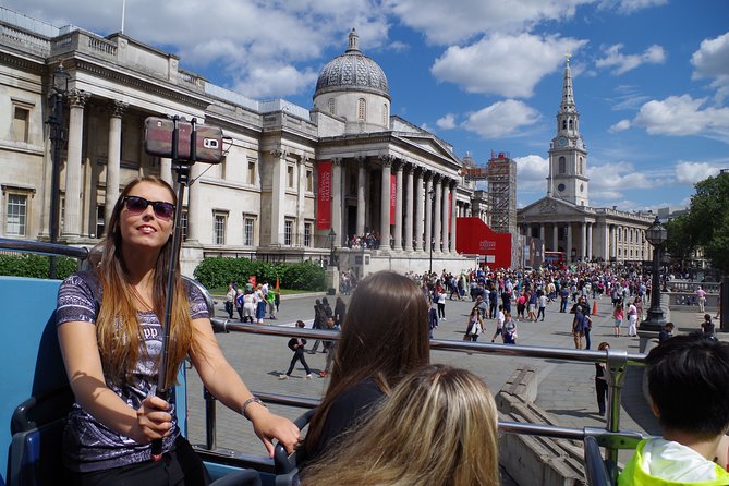 London Panoramic Open Top Bus Tour with Audio Guide - The London Eye and the return to Belvedere Road