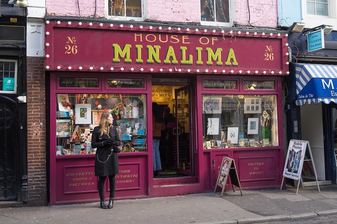 London Private Walking Tour: Notting Hill, Highlights & Markets - Notting Hill, George Orwell, and the film locations