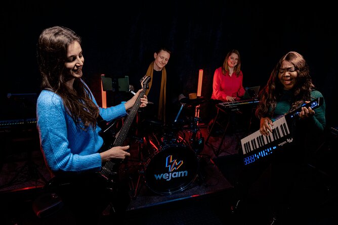 London: Rock On! Camden's Interactive Rockstar Experience - Is $144.24 good value for one hour?