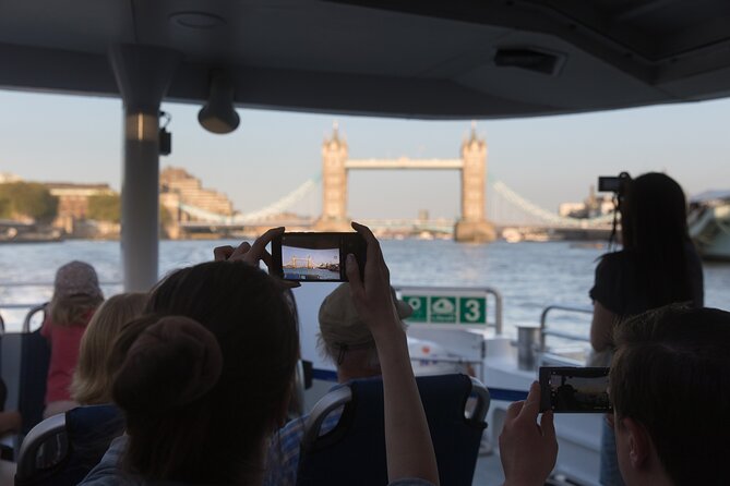 London Roundtrip Thames Cruise Uber Boat by Thames Clippers - What you see from the water