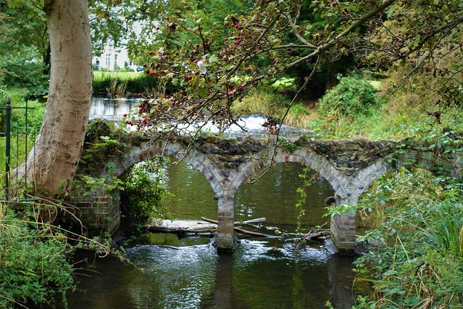 London's Best Kept Secret Bike Tour - The 17th-century pub stop