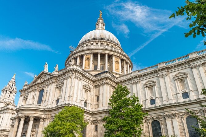 London Sightseeing Walking Tour with 30+ sights - Royal London from St. James’s Park to Buckingham Palace