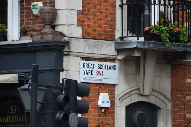 London Spy Experience with Tour Vesper Martini and Dinner - What the $311.42 price really covers