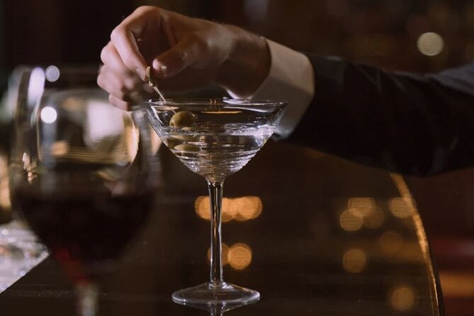 London Spy Experience with Tour Vesper Martini and Dinner - Queen Anne’s Gate and the origins of SIS