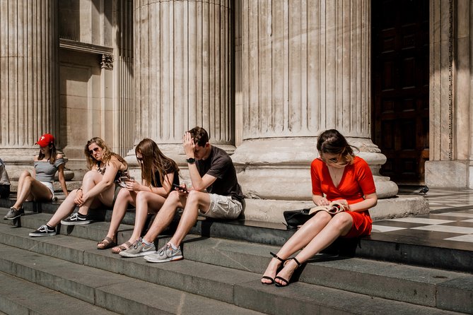 London Street Photo workshop - Tower Bridge in the background, people in the foreground