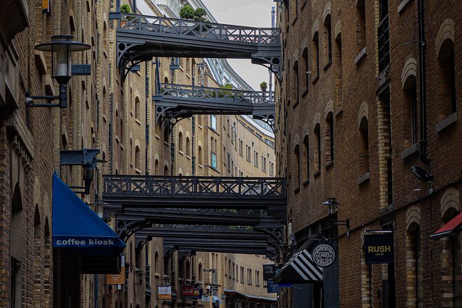 London through the lens: Iconic photo spots, hidden gems & food. - Getting more from a phone or camera
