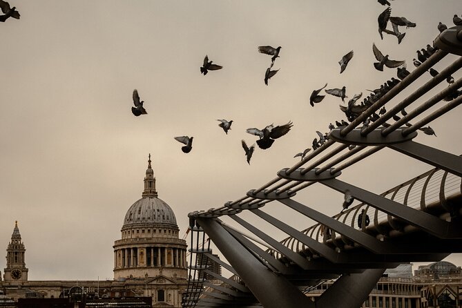 London through the lens: Iconic photo spots, hidden gems & food. - Practical details before you book