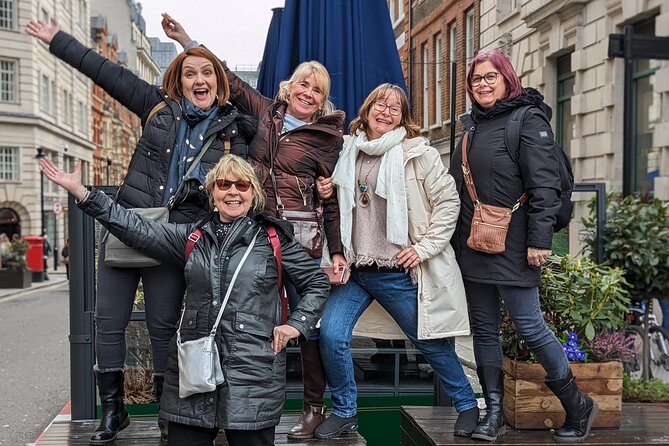 LONDON Westminster Private Walking Tour fully flexible - Buckingham Palace, the Victoria Monument, and royal stories