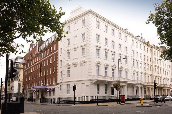 Luggage Storage London - Why the insurance and size policy matter