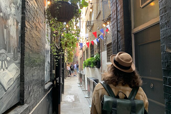Magical Movies of London Harry Potter Tour - Shakespeare’s Globe and two movie-linked London detours