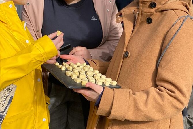 Manchester Cheese Crawl : Guided Food Tour - Fizz, wine, and a social afternoon
