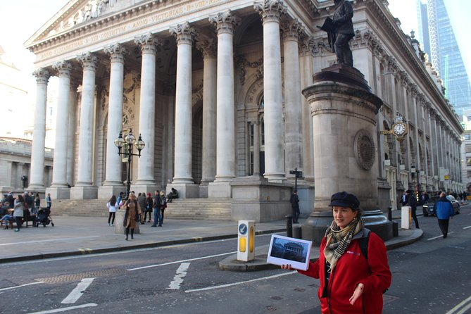 Mary Poppins Small Group Walking Tour of London - How the guides shape the experience