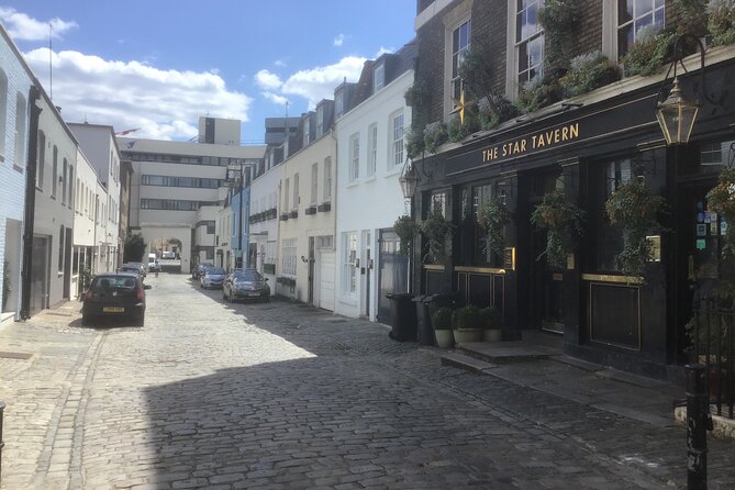 Mayfair and Belgravia Private Walking Tour - Apsley House and Wellington Arch