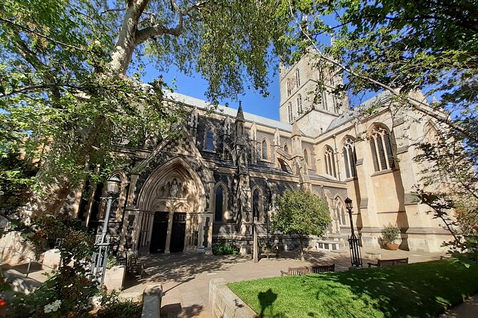 Medieval History Walking Tour from The Tower of London - Tower Hill and the Tower of London
