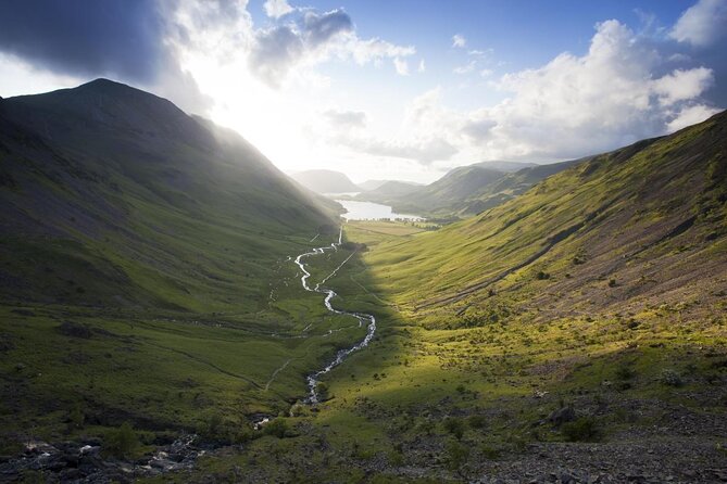 Mountain Goat Full Day Tour: Ten Lakes Tour of the Lake District - Leaving Windermere for the northern lakes