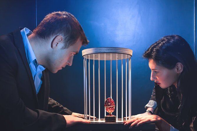 One-Hour Private Capital Caper Escape Room Gaming in London - Why the private format matters