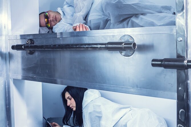 One-hour Private Star Struck Escape Room Gaming in London - What happens during the one-hour session