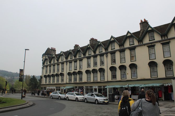 One Way or Round Trip Private Transfer: Heathrow Airport to Bath - Is $417.41 good value?