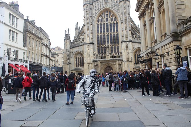 One Way or Round Trip Private Transfer: Heathrow Airport to Bath - What the strong points really mean