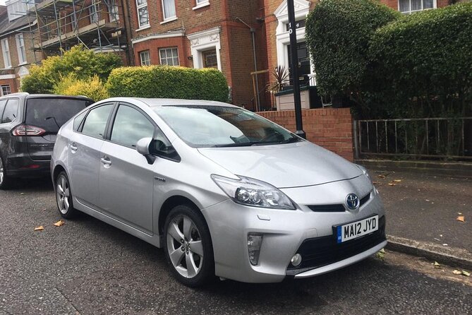 One Way Taxi Transfer from London to Stansted Airport - Why the four-hour airport rule matters