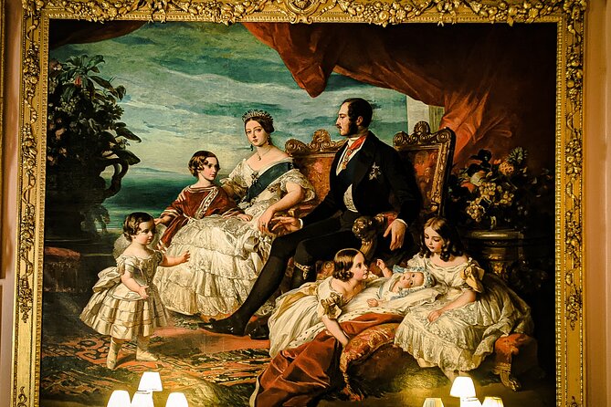 Osborne House-A driver guided tour of Victoria's Island Paradise - Starting at 8:00 a.m. in London