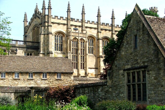 Oxford by Rail Day Tour with Harry Potter Insights Tour - Adding Bicester Village on the Return