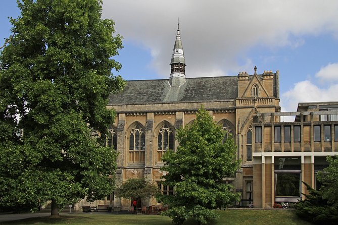 Oxford, Shakespeare Country & Warwick castle private Tour - Warwick Castle and the medieval finale