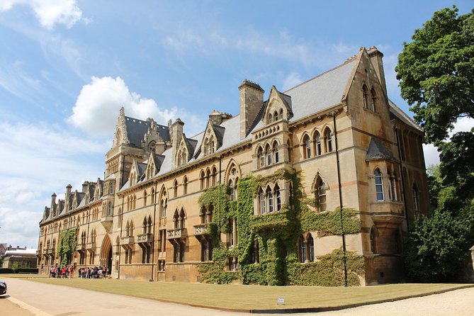 Oxford, Shakespeare Country & Warwick castle private Tour - Should you book this tour?