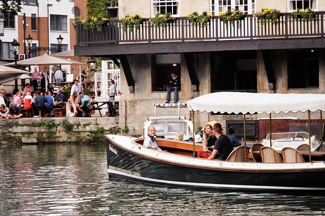 Oxford Sightseeing Picnic River Cruise - Osney Lock and the mechanics of the Thames