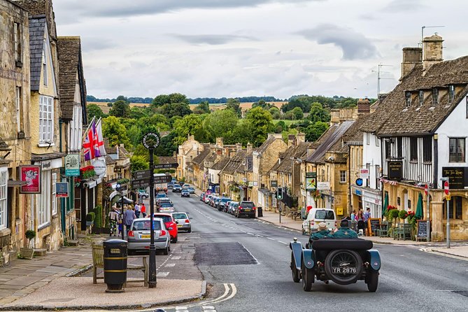 Oxford, Stratford, Cotswolds & Warwick Castle Tour from London - Keeping lunch, timing, and expectations under control