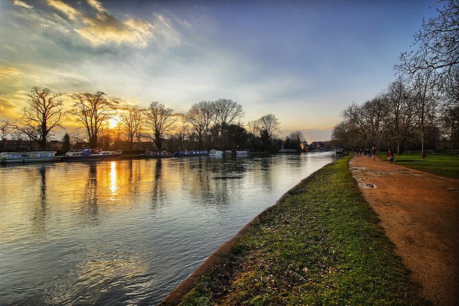 Oxford Tour App, Hidden Gems Game and Big Britain Quiz (1 Day Pass) UK - Price, group value, and what you receive