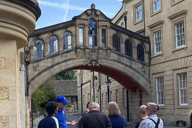 Oxford University Walking Tour by Alumni™ & Optional New College - Bodleian Library and Radcliffe Camera