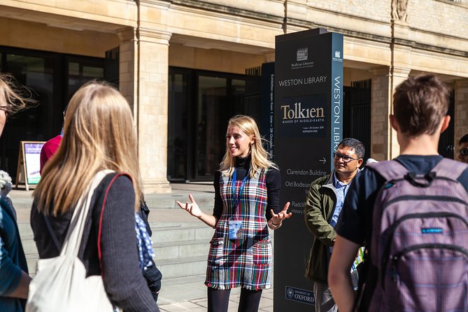 Oxford University Walking Tour With University Alumni Guide - Weston Library and the modern side of the Bodleian