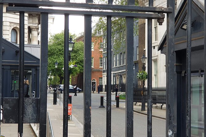 Palaces, Parliament & Power: A Walking Tour of London's Royal City - Banqueting House and the lost Palace of Whitehall