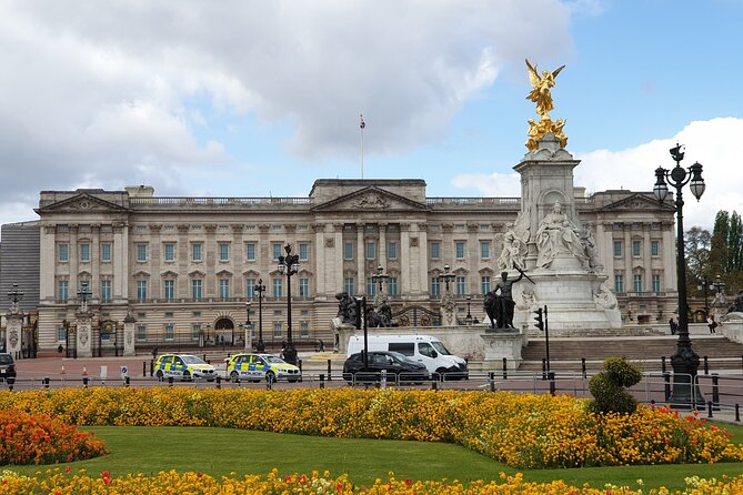 Palaces, Parliament & Power: A Walking Tour of London's Royal City - Victoria Embankment and the Thames