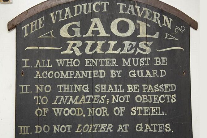 Paranormal ActivityTour in Old London - A Gin Palace for a Different Kind of Spirit