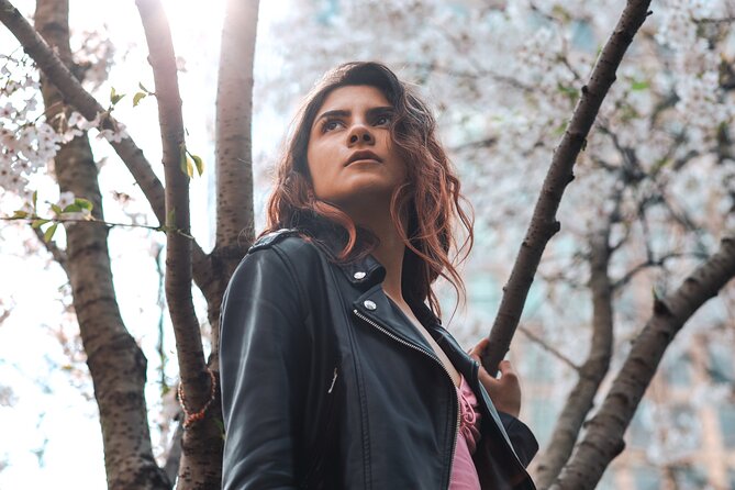 Photoshoot in London with Professional Photographer - Getting comfortable in front of the camera