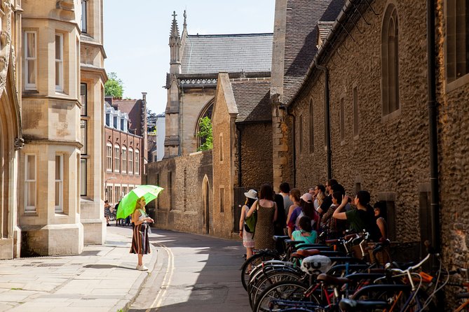 Private 2-Hour Cambridge Walking Tour With University Alumni Guide - Bridge of Sighs and the stories behind the buildings