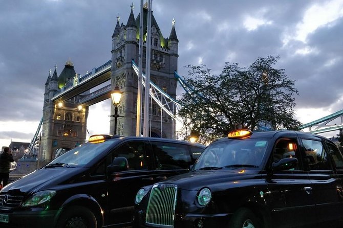 Private 2-Hour Night Tour of London in an Iconic Black Cab - The Thames and London’s changing night scene