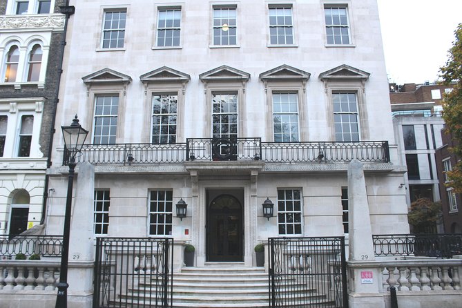 Private 3 hour Poirot Tour of London by Black Taxi - Access, pickup, and day-to-day practical details