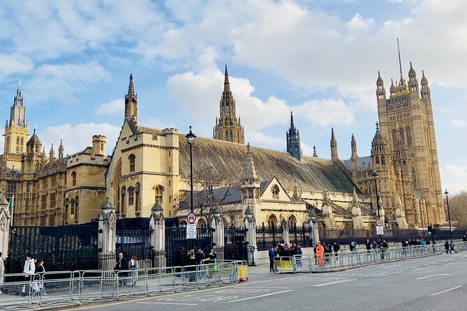 Private 5-Hour London Tour with Pickup – Explore Iconic Landmarks - Covent Garden, Piccadilly Circus, and Trafalgar Square