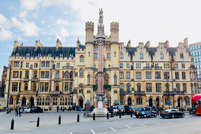 Private 5-Hour London Tour with Pickup – Explore Iconic Landmarks - Big Ben, Westminster, and the London Eye