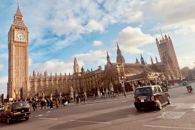 Private 5-Hour London Tour with Pickup – Explore Iconic Landmarks - Buckingham Palace and the royal quarter