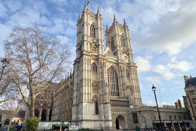 Private 5-Hour London Tour with Pickup – Explore Iconic Landmarks - St. Paul’s Cathedral and the central city