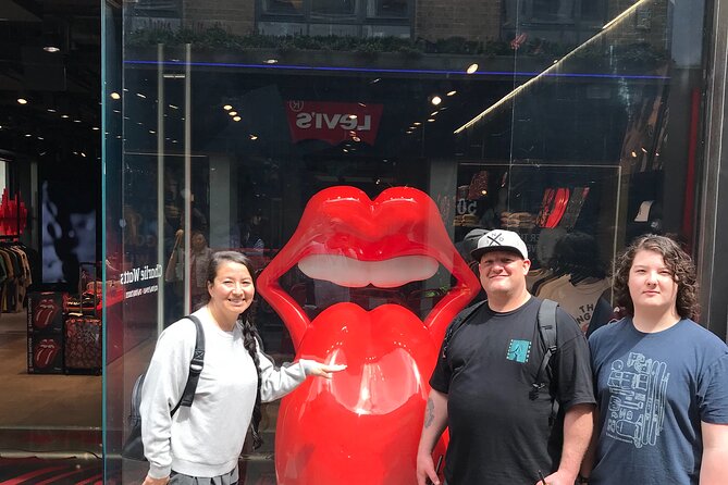 Private Beatles and London Rock Tour in Electric Taxi - Marylebone and a rock-and-roll address