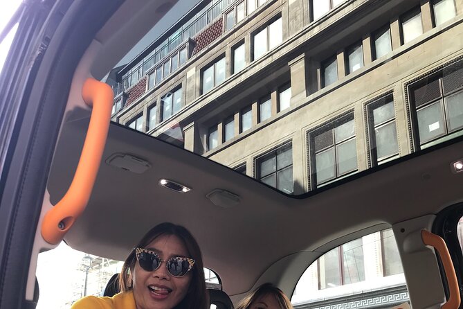 Private Beatles and London Rock Tour in Electric Taxi - Savile Row and the Beatles’ final live performance